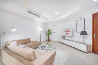 StayShort - Spacious & Serene 2 Bedroom in Dubai Marina for 4 - 0