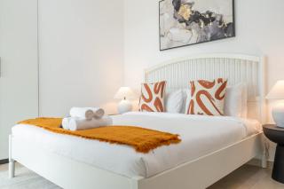 StayShort - Spacious & Serene 2 Bedroom in Dubai Marina for 4 - 1