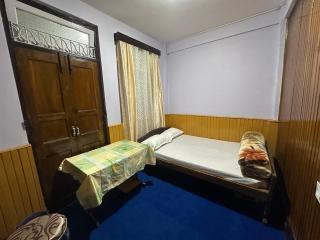 Toy Train Homestay - Darjeeling - 2