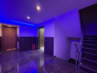 Blue Star Suites by SDR - 2