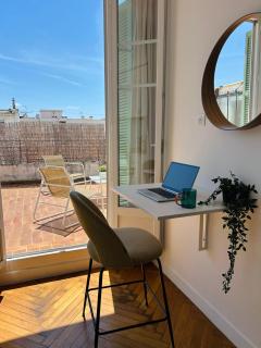 Exclusive Top Floor - Love Suite - 1