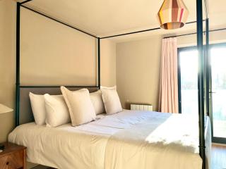 Midland Suites- Apartment 2 - 6