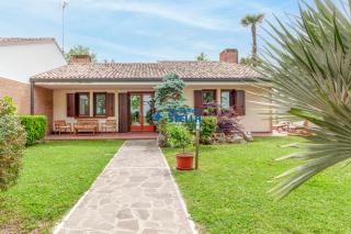Villa Rita - - 0