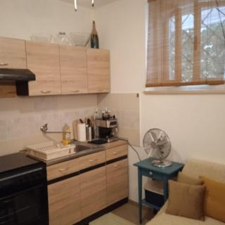 Center of Split, quite bedroom for 2 overnight stay - Split - 1
