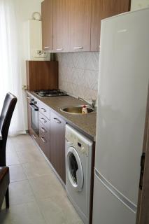Skyline Apart 1 Militari Residence - Roşu - 4