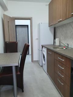 Skyline Apart 1 Militari Residence - Roşu - 3