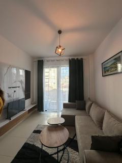 Urban Oasis,15 min walk to centr - Tirana - 1
