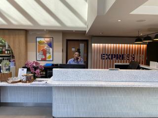 Holiday Inn Express Windsor by IHG - Windsor - 2