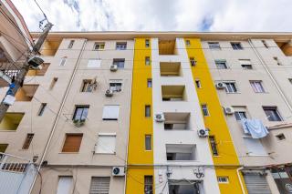 Modern Apartment with Scenic Views & Earthy Vibes - Shkodër - 8