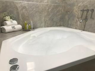 ILLIA 121 APART HOTEL - 9