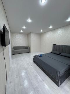 R-home, микрорайон Юбилейный 19 - Qostanay - 0