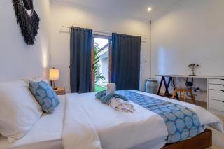 Private 3-bedroom Balinese Pool Villa near Echo Beach - Canggu - 4