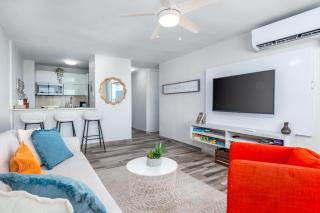 Sea La Vie Beachfront Condo With Dreaming View - Luquillo - 1