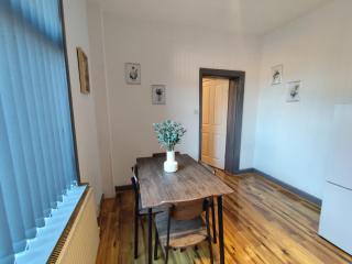 Double-Bedroom in the Heart of Harpurhey Manchester A4 Perfect for Short Stays - 4