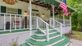 The Farmhouse by Avada Properties - Sevierville - 0
