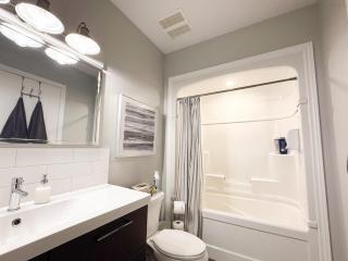 Contemporary West Loft in Historic Niagara - Niagara on the Lake - 7