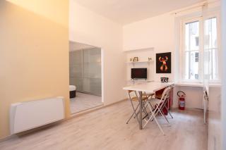 Elegant Little Apartment - City Center - M4 Station - Milan - 1