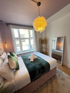 A4-1st Floor 3 bed flat near Elephant and Castle - London - 3