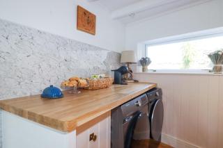 Hilldene - Tintagel - 1