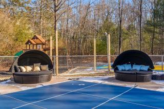 Sleeps 14 Pool Hot Tub Sauna Pickleball Arcade - Stroudsburg - 3