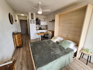 Studio refait à neuf, vue mer, proche des plages et des commerces... - Saint-Mandrier-sur-Mer - 3