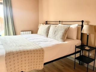 Midland Suites- Apartment 5 - 8