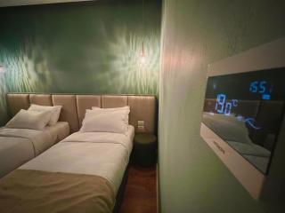 The MONT BOUTIQUE HOTEL - Shkodër - 1