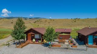 Emigrant Cabins - 6
