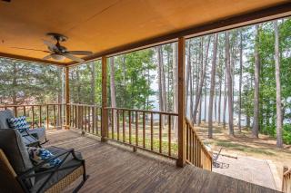 Reel Relaxing - Lake Murray Shores - 0