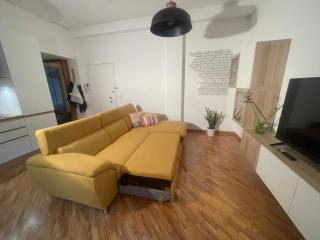 Urban Chic in Niguarda- 10 minutes to MM3 - Milan - 2