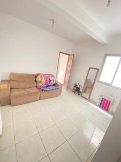 Comfortable, minutes from the beach! - 3