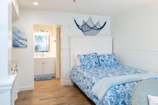 Newly Renovated Sunsuite! Centrally Located with Resort Access! - Fripp Island - 0