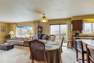 Ocean View Terrace - 4