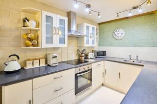 Host & Stay - West Barn - - 9