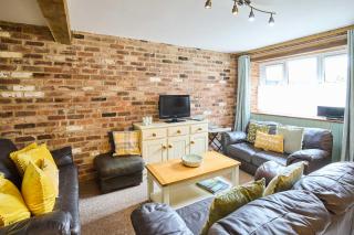 Host & Stay - West Barn - - 3