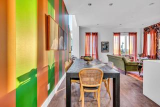 Disco Themed Hot Tub & Rooftop Decks in Nashville - Nashville - 1