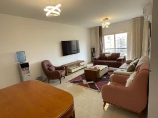 Cozy 3BR Stay in Rehab City - Il Cairo - 9