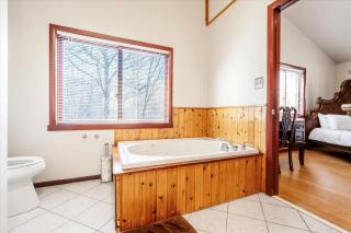 Bliss House - Tom Town - 2