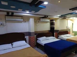 Nayath Serviced Apartments, Homely Stay for Families since 2011, Secure & Centrally Located, Homely,Simple & Cosy 24 hrs Flexible Check in and Check out - Tirupati - 5