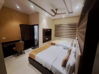 HOTEL Sunny Inn - Amritsar - 9