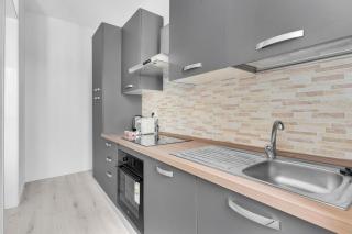Metro M2 Famagosta-Appartamento x5-self check-in - Milan - 8