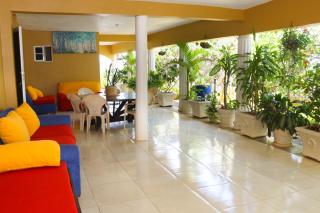 Oceanfront Family Villa - Black River - 7