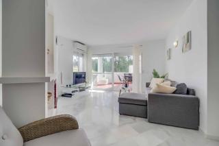 134 - Stylish Modern Apartment with Pool, Mijas - Málaga - 4