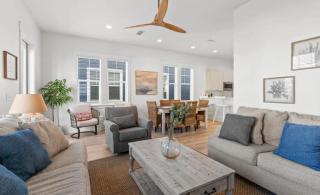 Sol Shine Gulf-View Retreat Steps from the Sand - 3