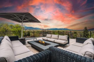 The Overlook Luxury Rooftop Retreat by Broadmoor - 0