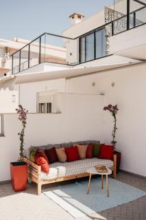 Rrapi Seaview Penthouse - by EKA Luxury Apartments - 1