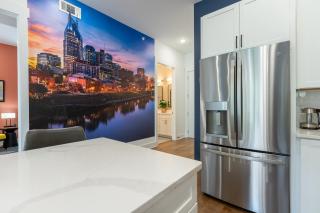 The Sapphire Jewel by Stay Local Nashville - 7