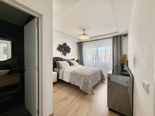 PaulMarie Apartment with Sunny Terrace Ocean View - 1