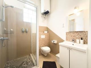 Stylish Central 1BR Apt - Flora's House - Budapest - 7