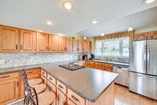 Scenic Views Spacious Webster Lake House! - North Webster - 1